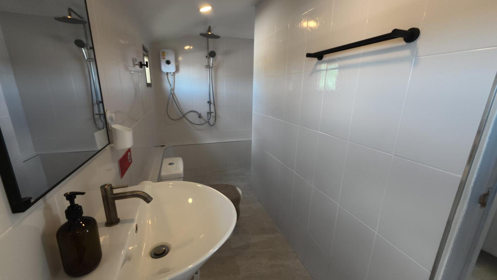White Lagoon Aparthotel